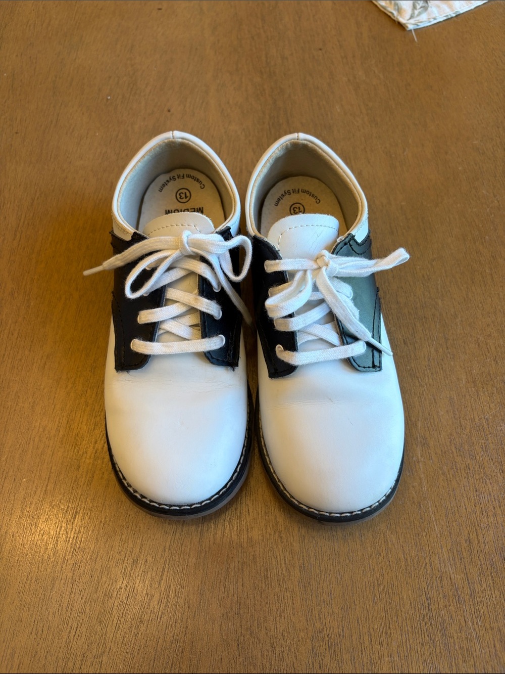 Girls Footmates White and Black Saddle Shoes